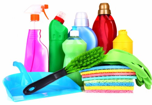 Professional upholstery cleaning in Chiswick for a fresh sofa