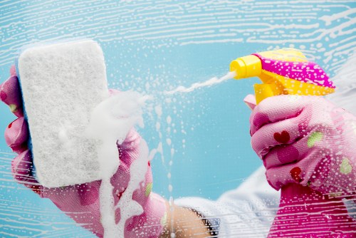 End of tenancy cleaning services in Chiswick